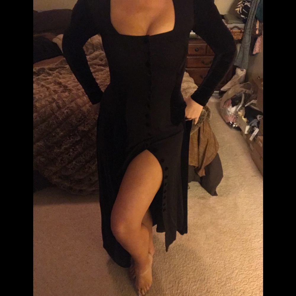 Sexy Witch Goth Velvet Victorian Button Maxi